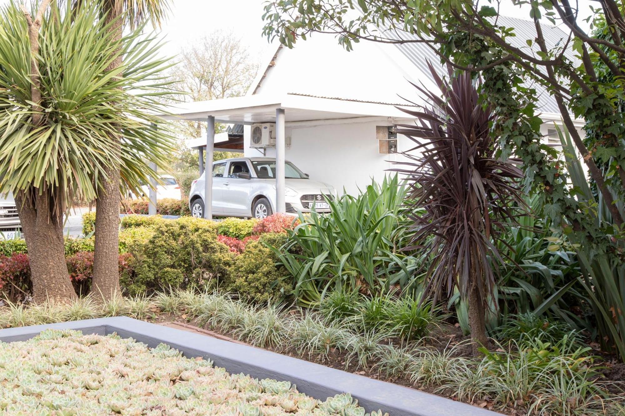 Mount Currie Inn Kokstad  Exterior photo