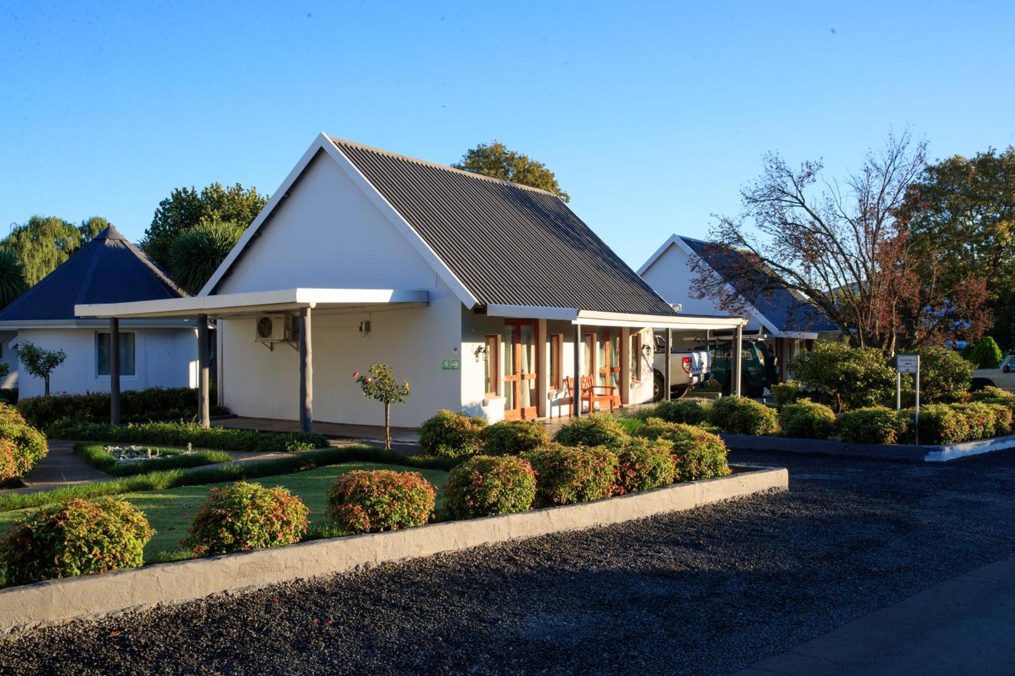 Mount Currie Inn Kokstad  Exterior photo